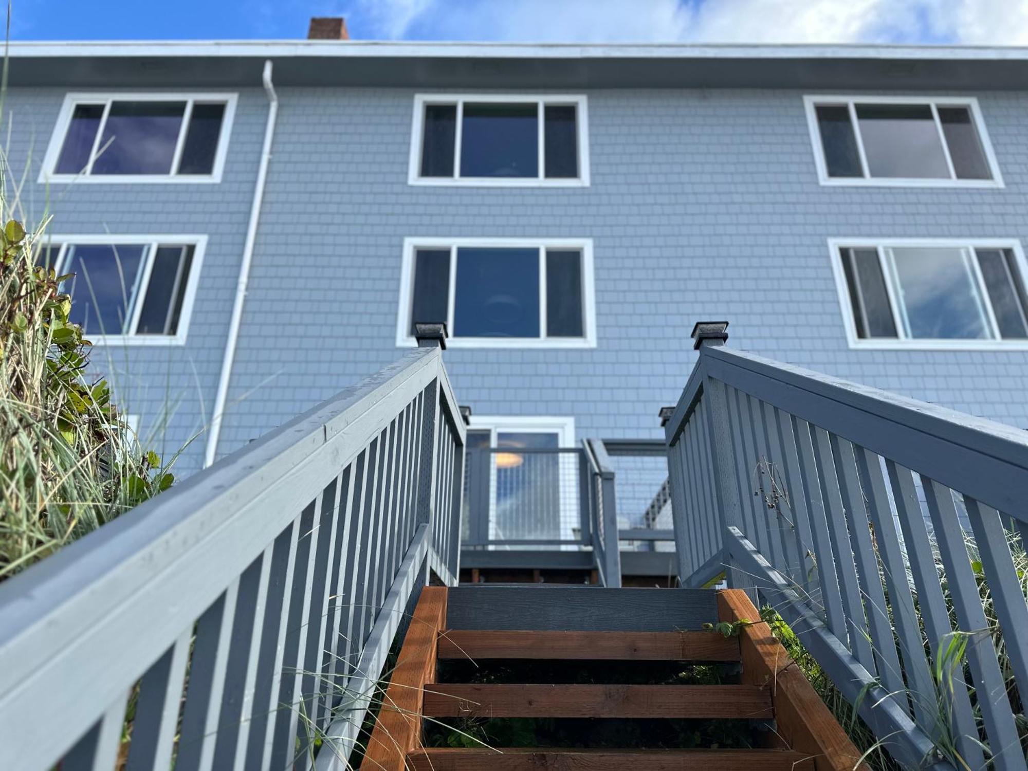 West Beach Suites Lincoln City Kültér fotó