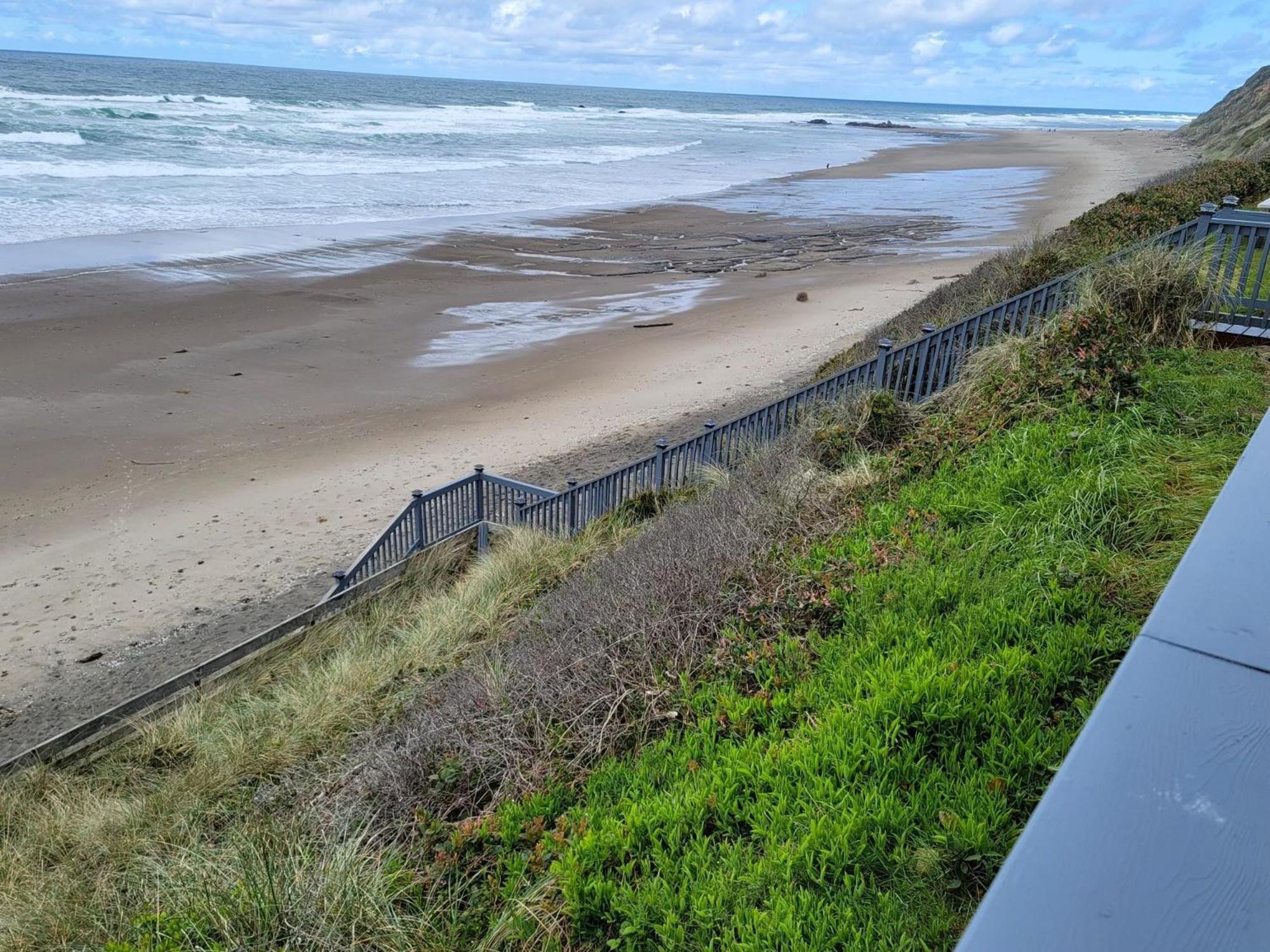West Beach Suites Lincoln City Kültér fotó