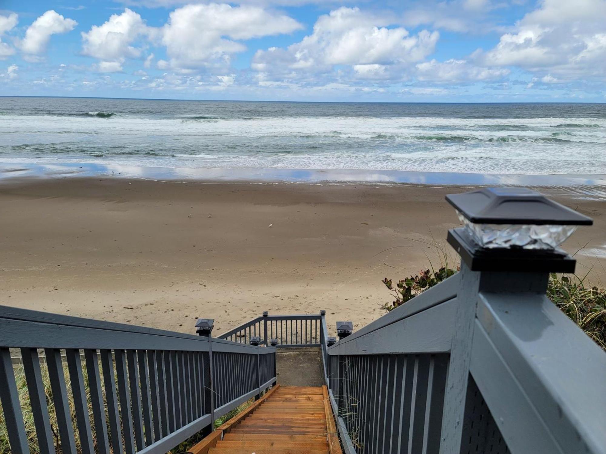 West Beach Suites Lincoln City Kültér fotó